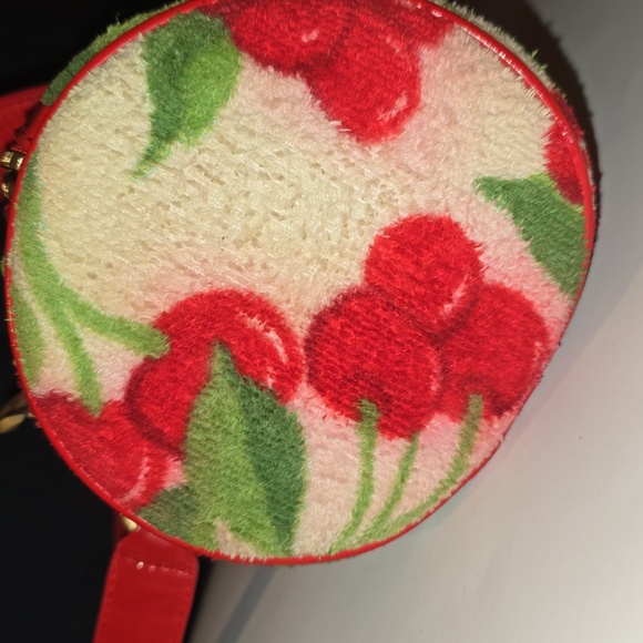 Juicy Couture Cherry Barrel Bag - Picture 11 of 16